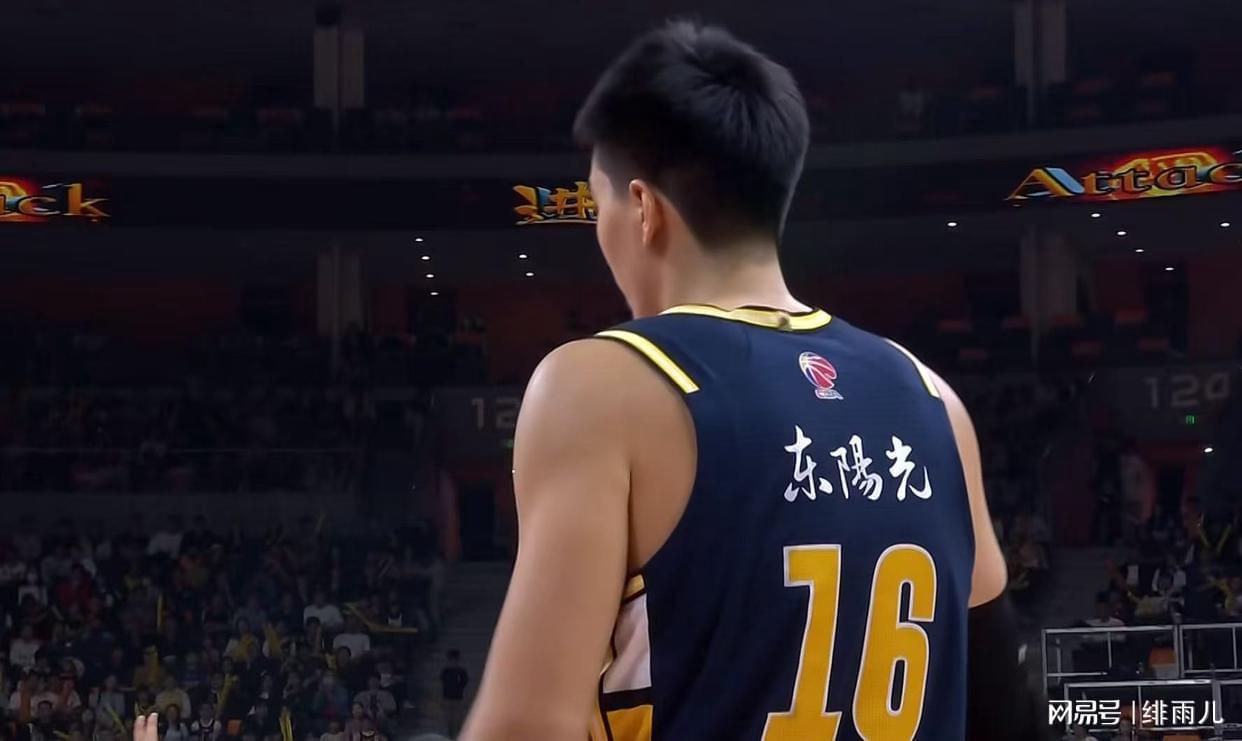 狠狠打脸杜锋!徐昕狂轰广州生涯最强一战,广东队已经高攀不起?